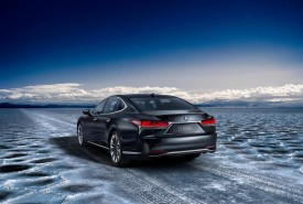 © Lexus